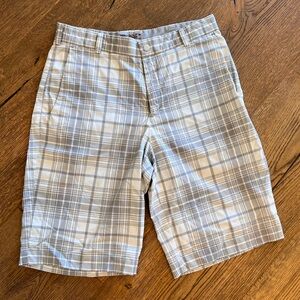 Nike Gray Plaid Men's Athletic golf Shorts‎ size 30